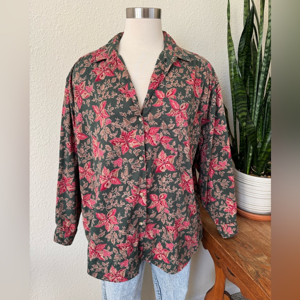 Vintage fall top Berry Floral Button Down Blouse 100% Cotton teacher‎ large